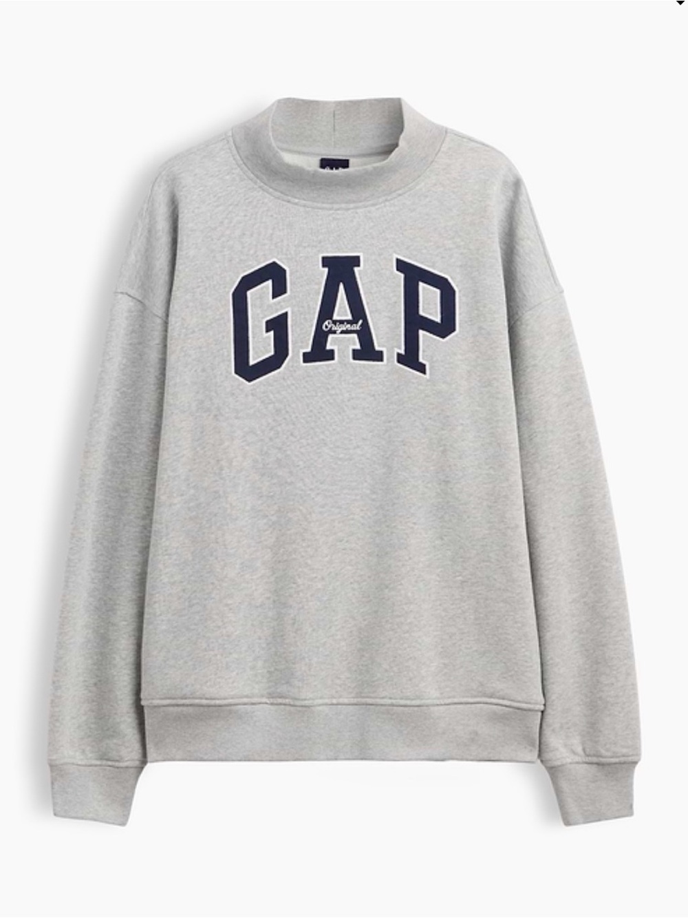 GAP VintageSoft Oversized Mockneck Logo Sweatshirt NEW washed on cold hung dry.